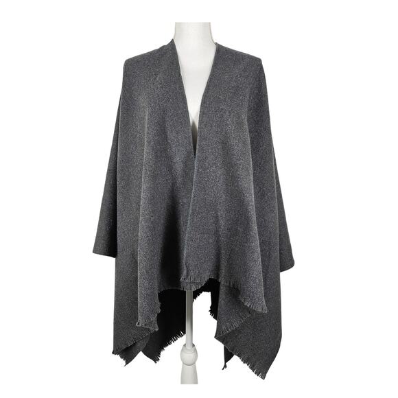 LIZ CLAIBORNE WOMEN'S GRAY PONCHO WRAP SHAWL SCARF SIZE - ONE SIZE FITS MOST - Picture 1 of 5